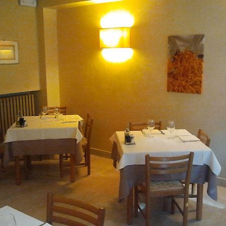 Albergo Croce D'Oro Dolce Ngoại thất bức ảnh