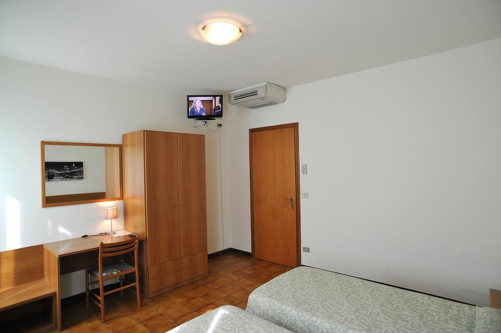 Albergo Croce D'Oro Dolce Ngoại thất bức ảnh